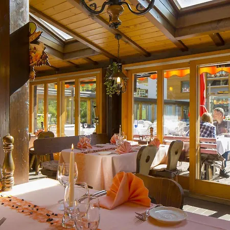 Πανσιόν Alpine Budget By Taescherhof 2*